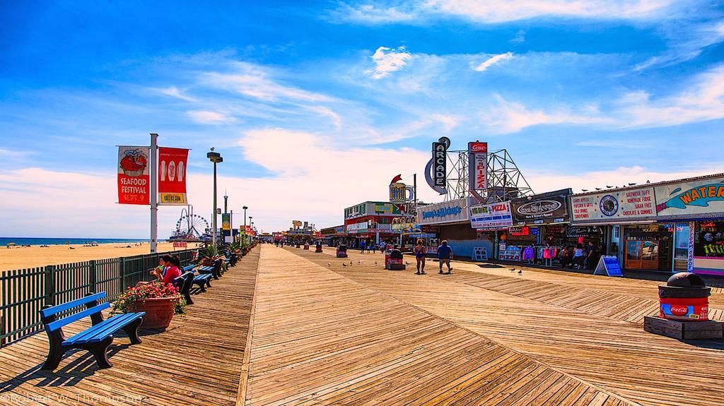 Buoy 16 Motel By The Beach Seaside Heights Exterior photo